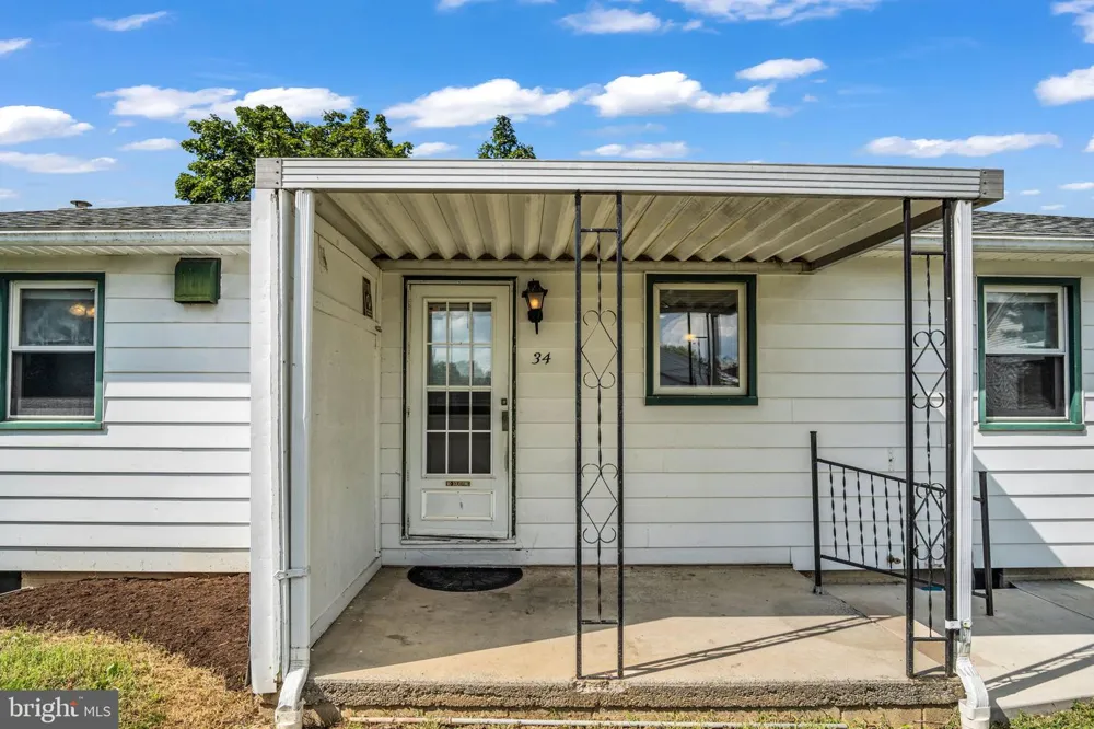 34 WAGNER DRIVE Carlisle, PA 17013