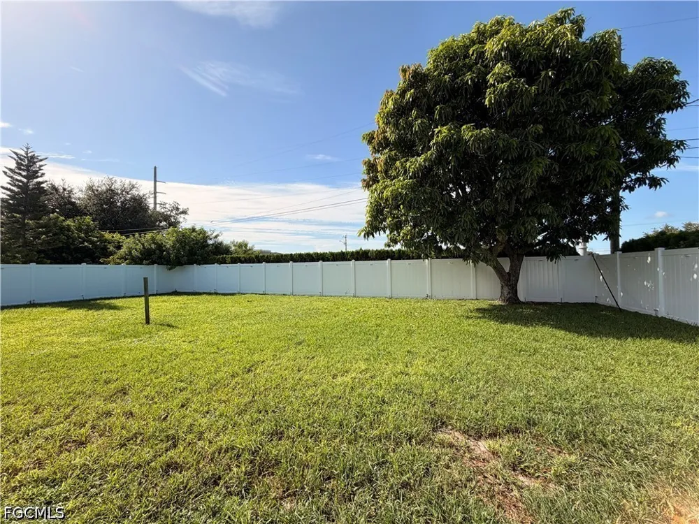 SE 47th Terrace Cape Coral, FL 33904