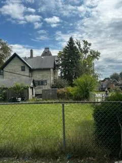 723 Sheridan Avenue Saginaw, MI 48607