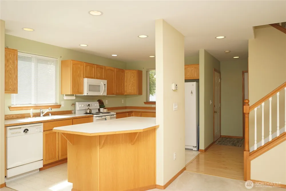 10115 6th Drive SE #B Everett, WA 98208