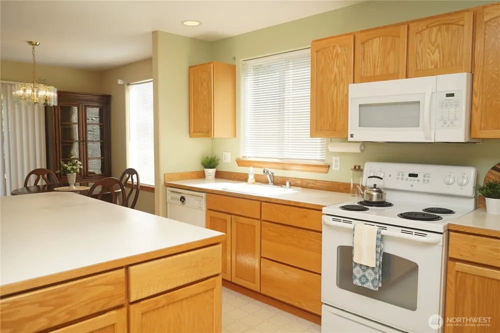 10115 6th Drive SE #B Everett, WA 98208