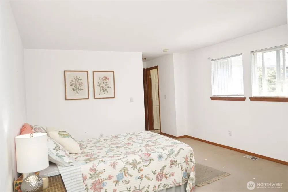 10115 6th Drive SE #B Everett, WA 98208