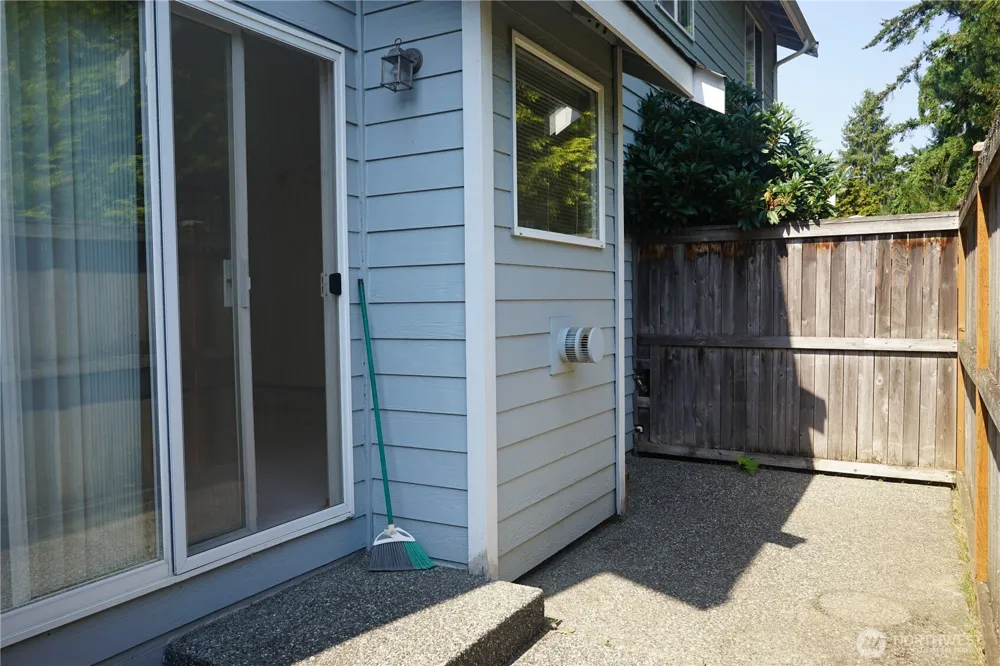 10115 6th Drive SE #B Everett, WA 98208