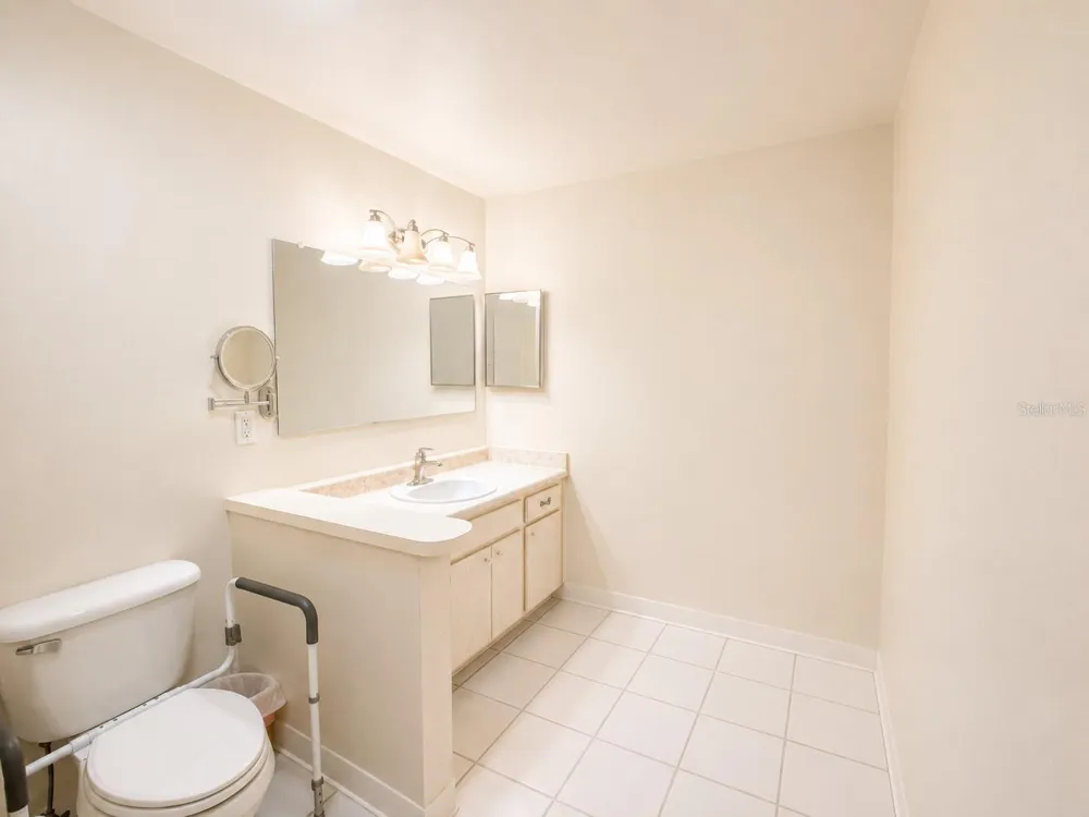 310 FAIRCROSS CIRCLE Sun City Center, FL 33573