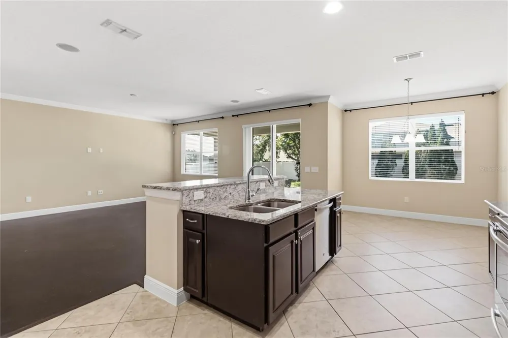 2033 SCRUB JAY ROAD Apopka, FL 32703