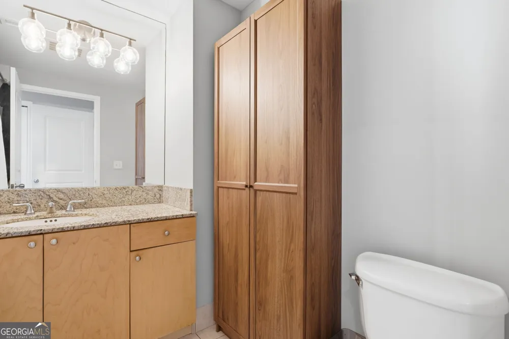 3338 Peachtree RD NE Atlanta, GA 30326
