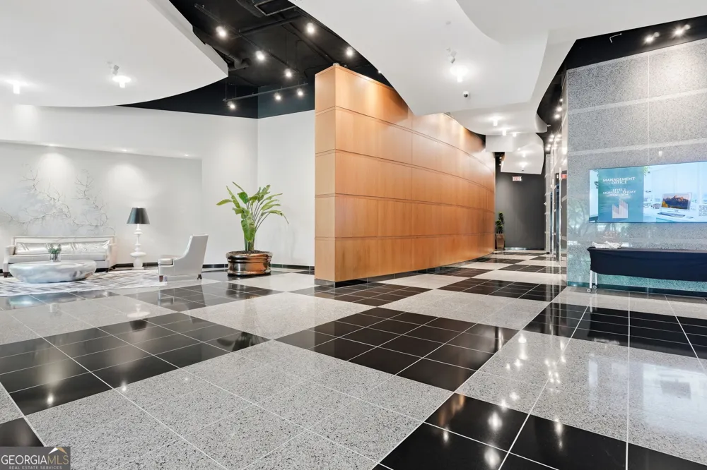 3338 Peachtree RD NE Atlanta, GA 30326