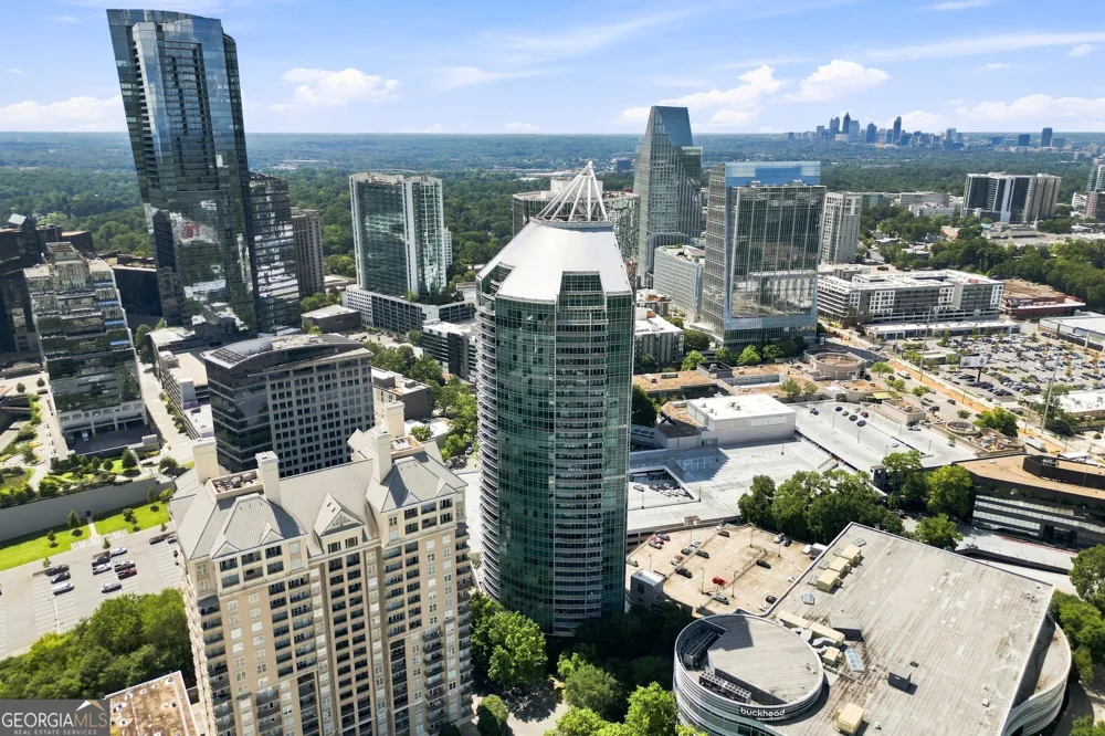 3338 Peachtree RD NE Atlanta, GA 30326