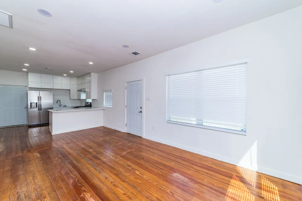 930 W Ridgewood Court San Antonio, TX 78201