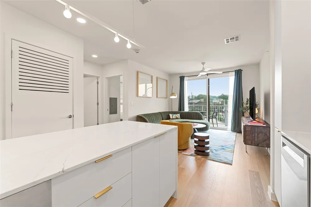 2323 S Lamar Boulevard #512 Austin, TX 78704