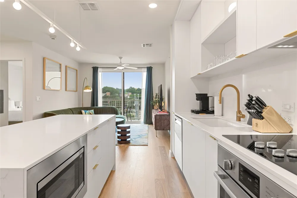 2323 S Lamar Boulevard #512 Austin, TX 78704