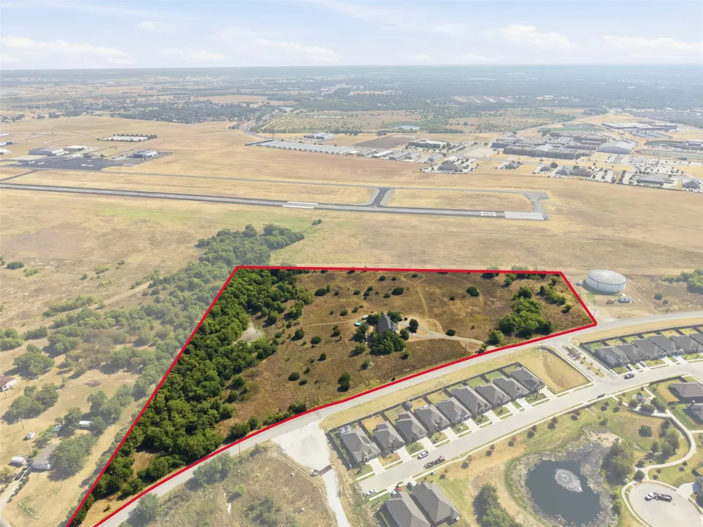 2116 Woodard ave Avenue Cleburne, TX 76033