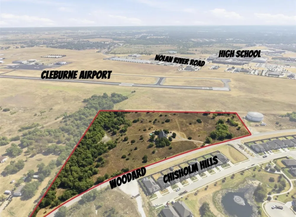2116 Woodard ave Avenue Cleburne, TX 76033