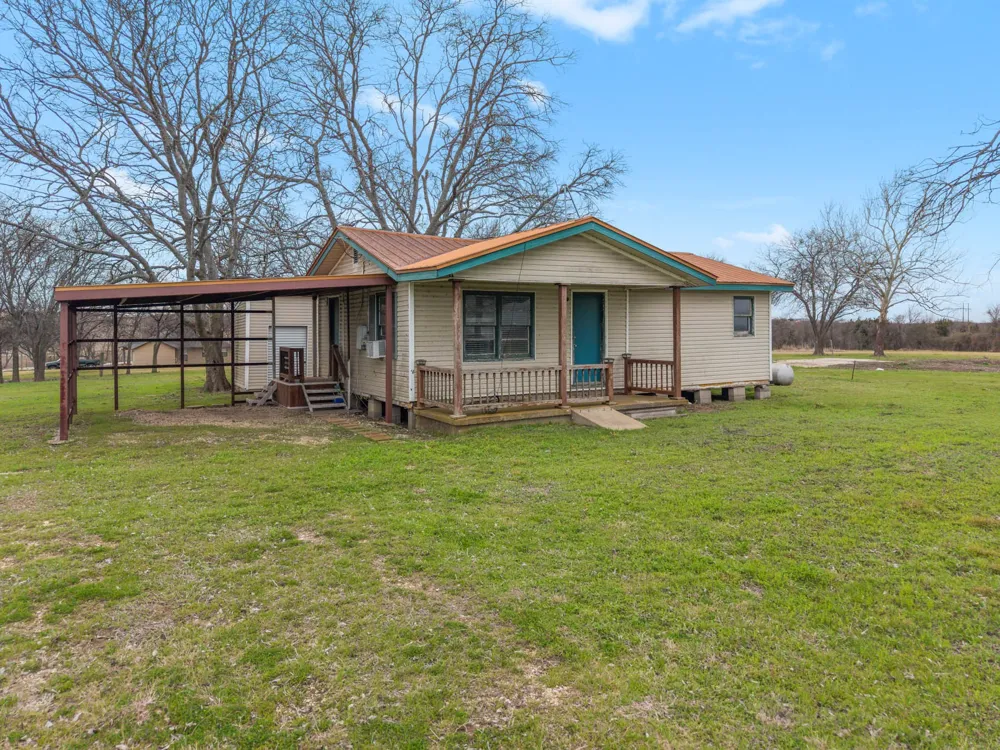 895 Hcr 2452 Hillsboro, TX 76645
