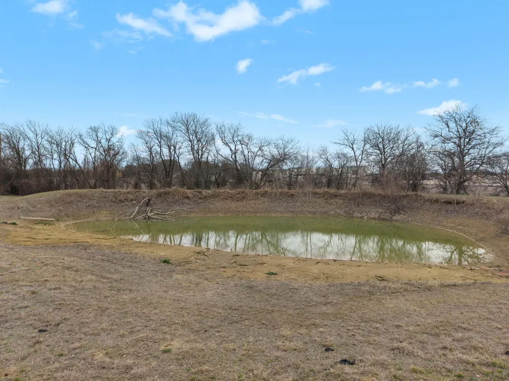 895 Hcr 2452 Hillsboro, TX 76645