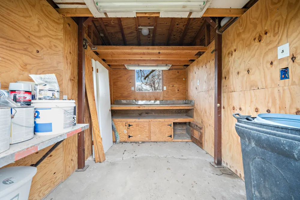 895 Hcr 2452 Hillsboro, TX 76645