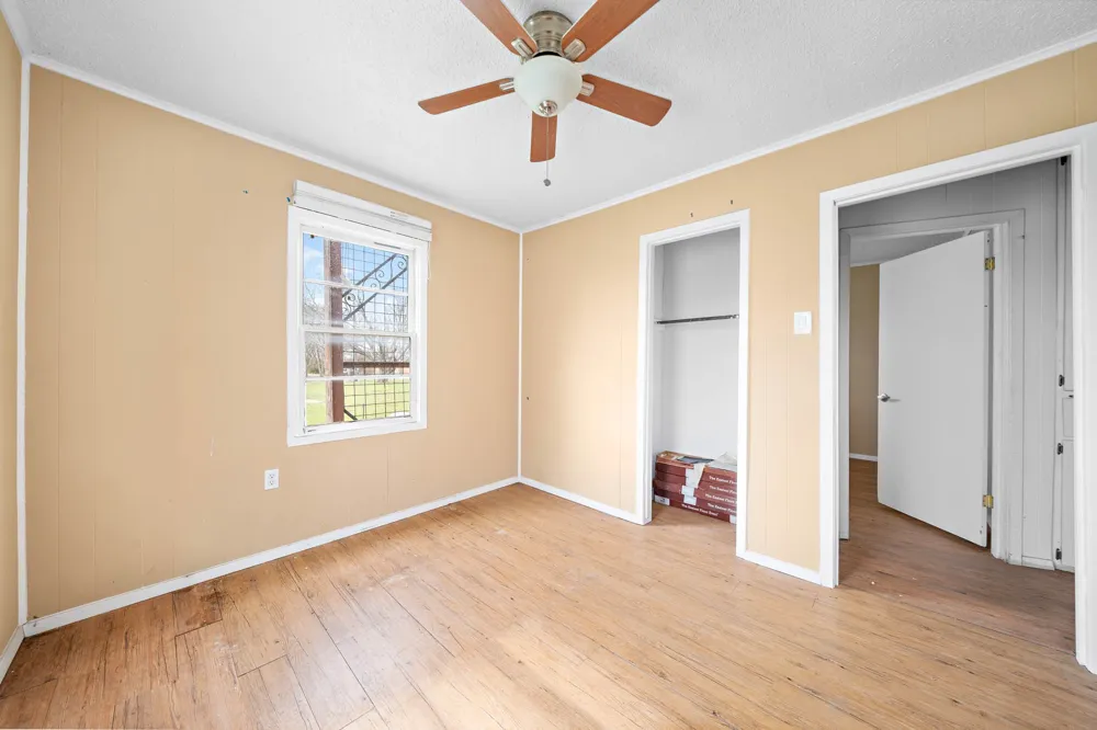 895 Hcr 2452 Hillsboro, TX 76645