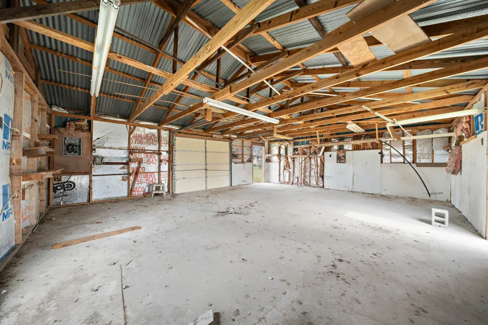 895 Hcr 2452 Hillsboro, TX 76645