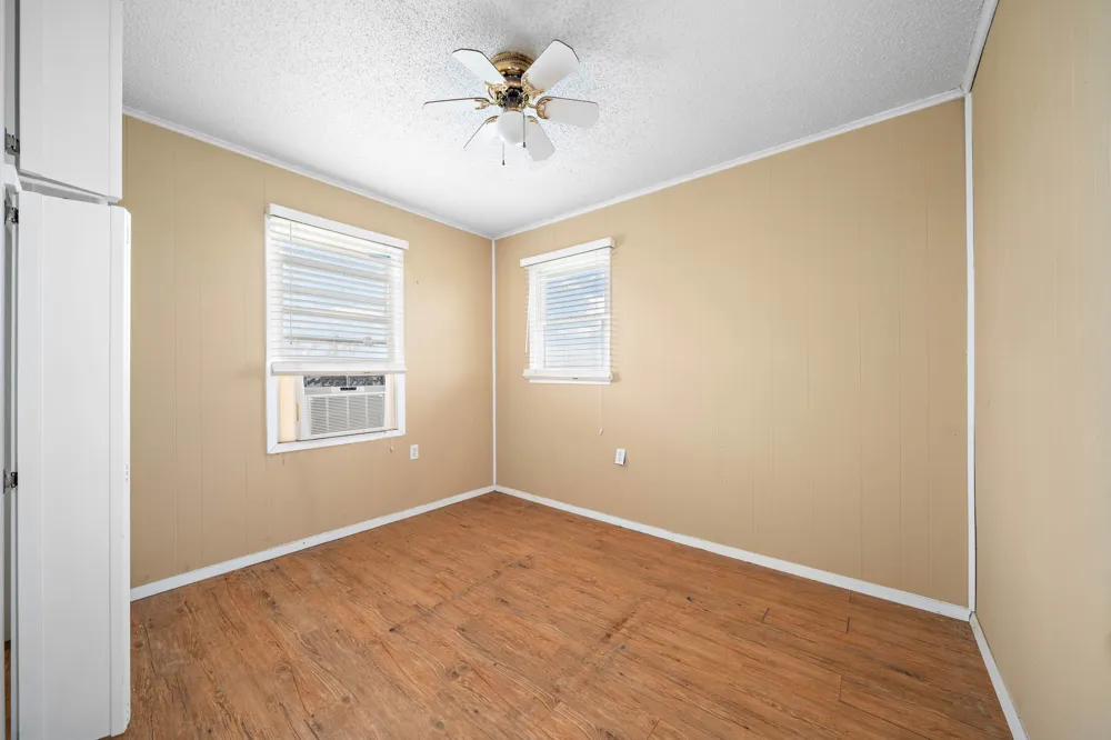 895 Hcr 2452 Hillsboro, TX 76645