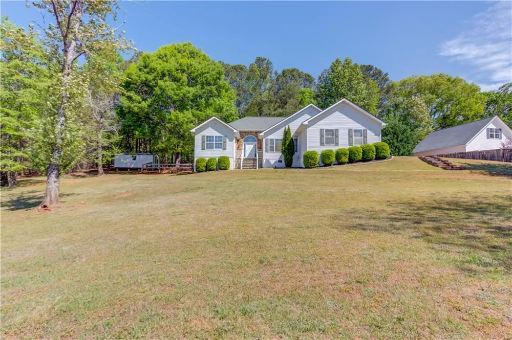 3314 Banks Mountain Drive Gainesville, GA 30506