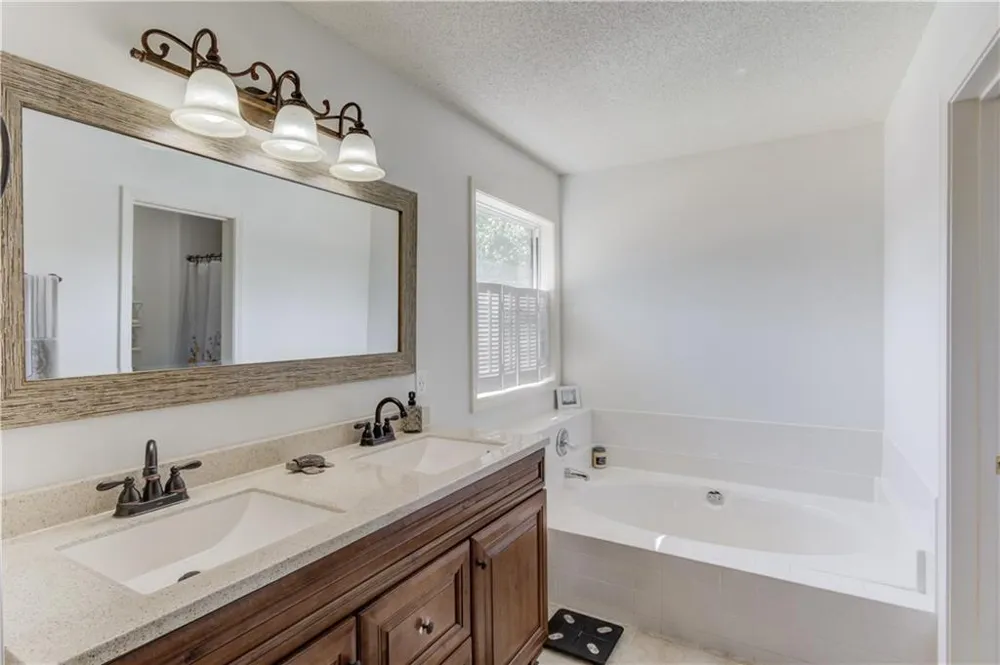 3314 Banks Mountain Drive Gainesville, GA 30506