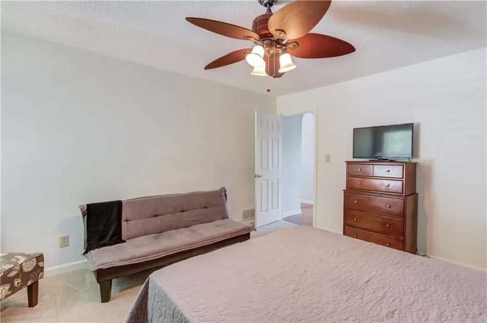 3314 Banks Mountain Drive Gainesville, GA 30506