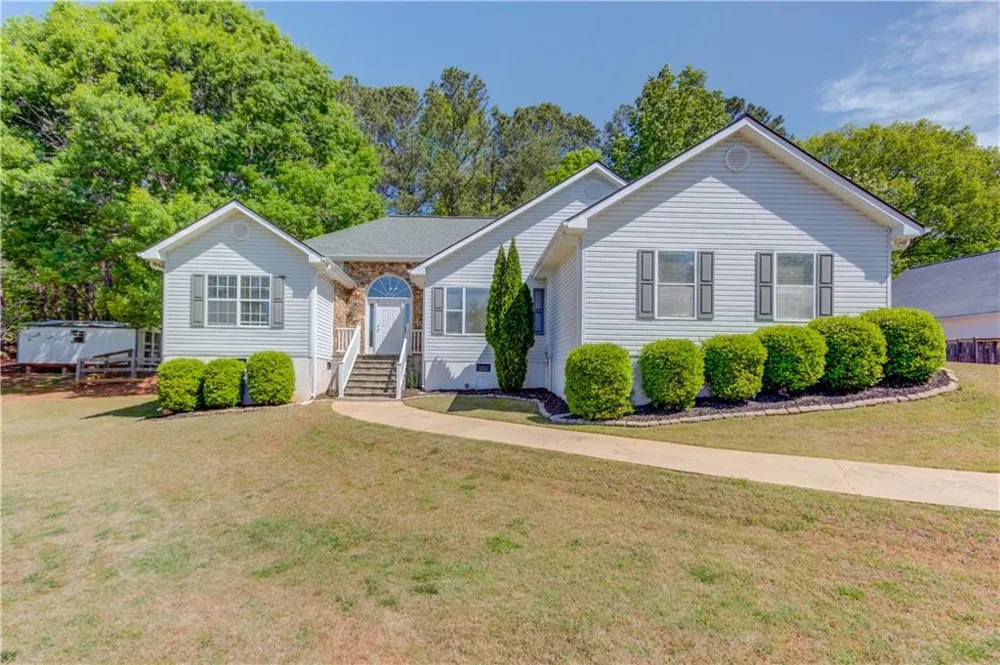 3314 Banks Mountain Drive Gainesville, GA 30506