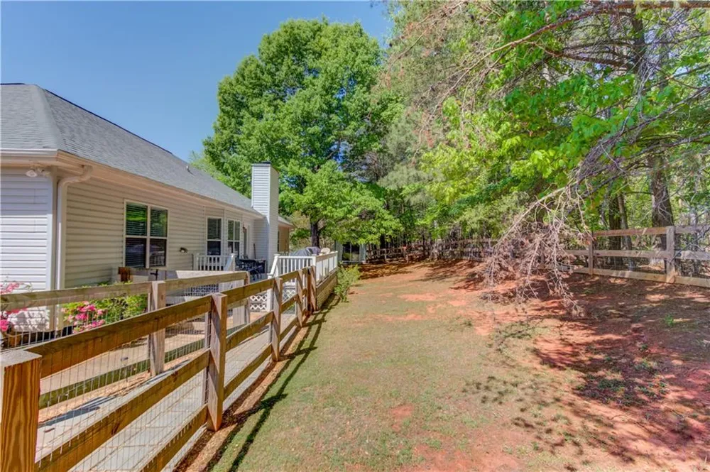 3314 Banks Mountain Drive Gainesville, GA 30506