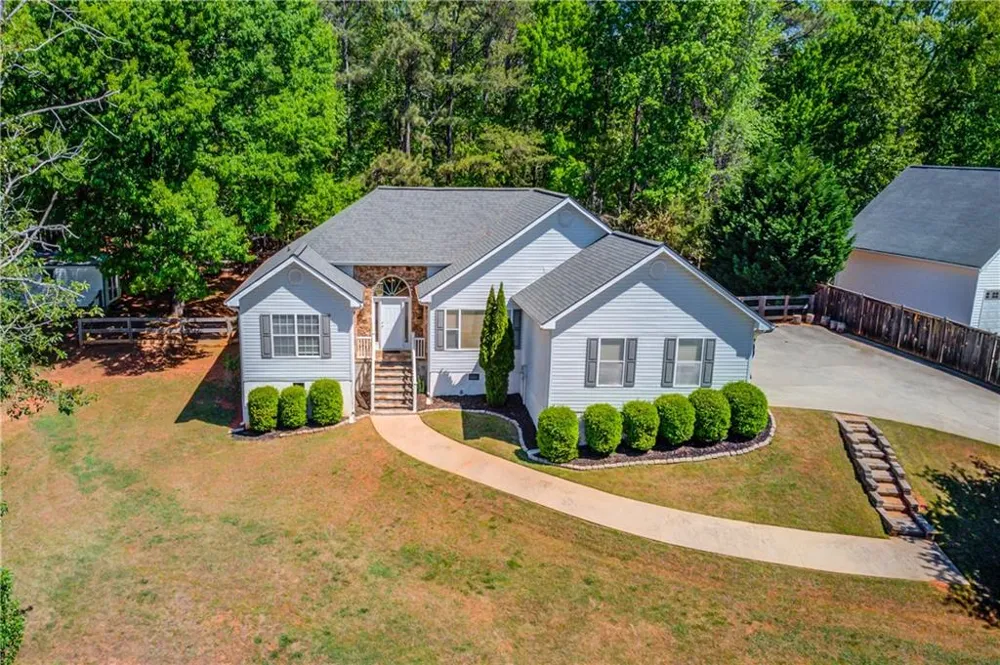 3314 Banks Mountain Drive Gainesville, GA 30506