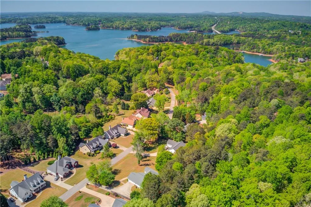 3314 Banks Mountain Drive Gainesville, GA 30506