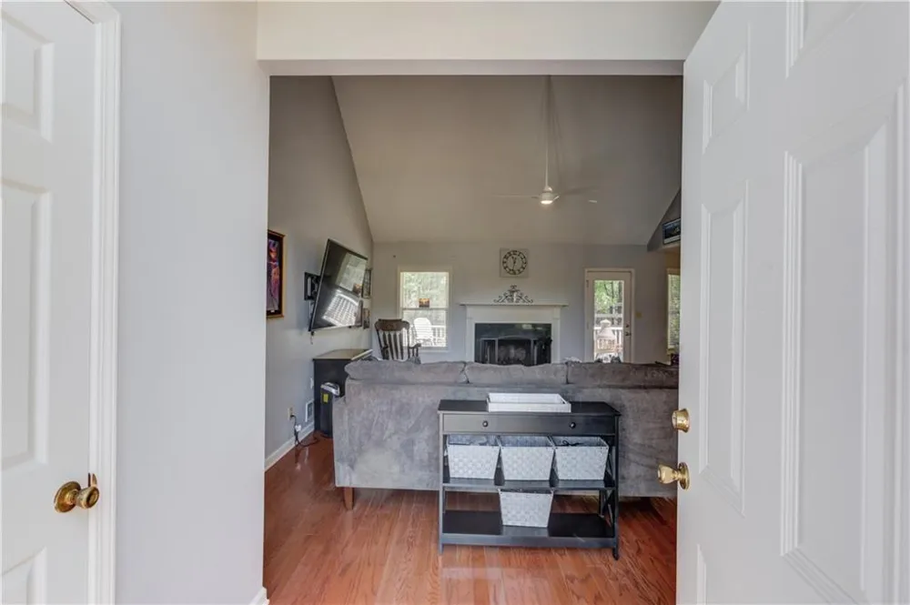 3314 Banks Mountain Drive Gainesville, GA 30506