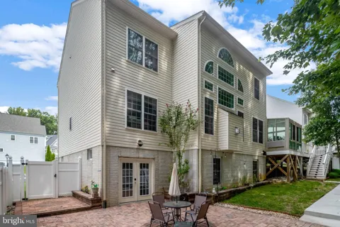 8305 COVINGTON WOODS COURT #BASEMENT