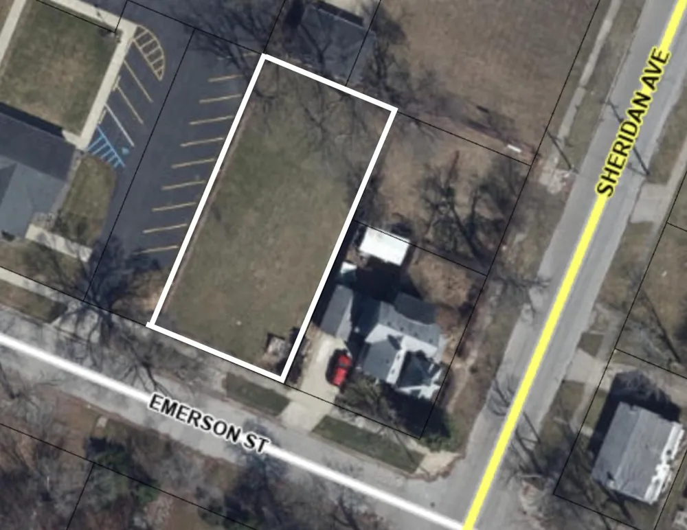 743 Emerson Street Saginaw, MI 48607
