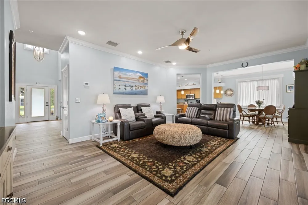 Oakview Circle Alva, FL 33920
