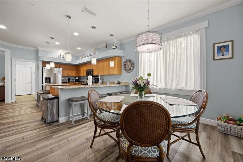 Oakview Circle Alva, FL 33920