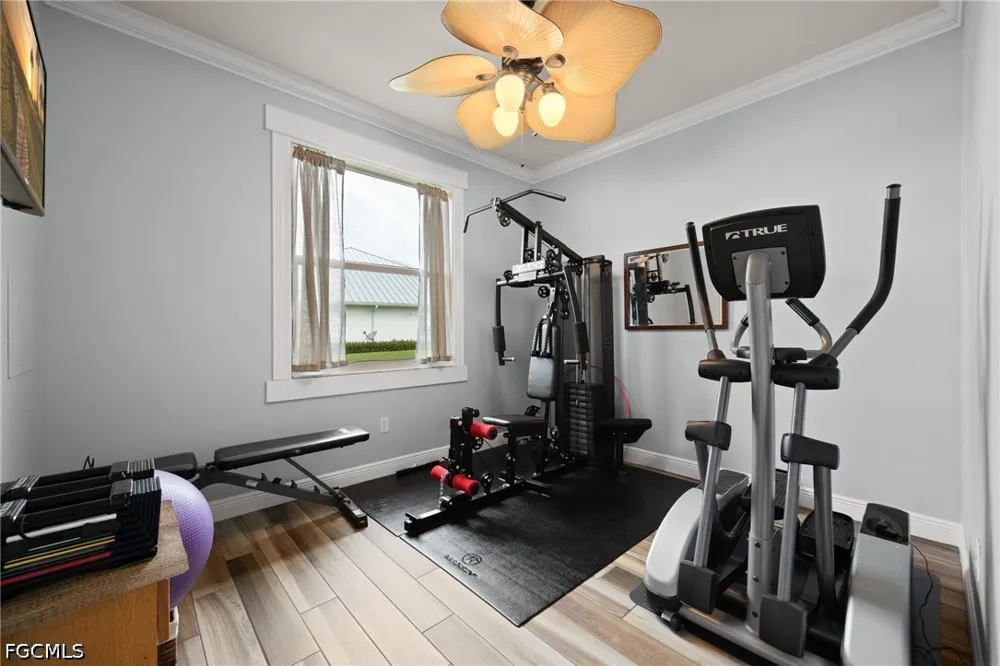 Oakview Circle Alva, FL 33920
