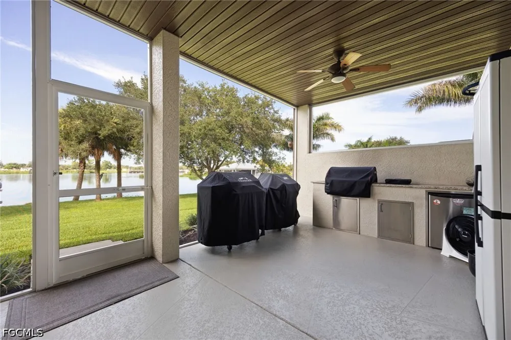 Oakview Circle Alva, FL 33920