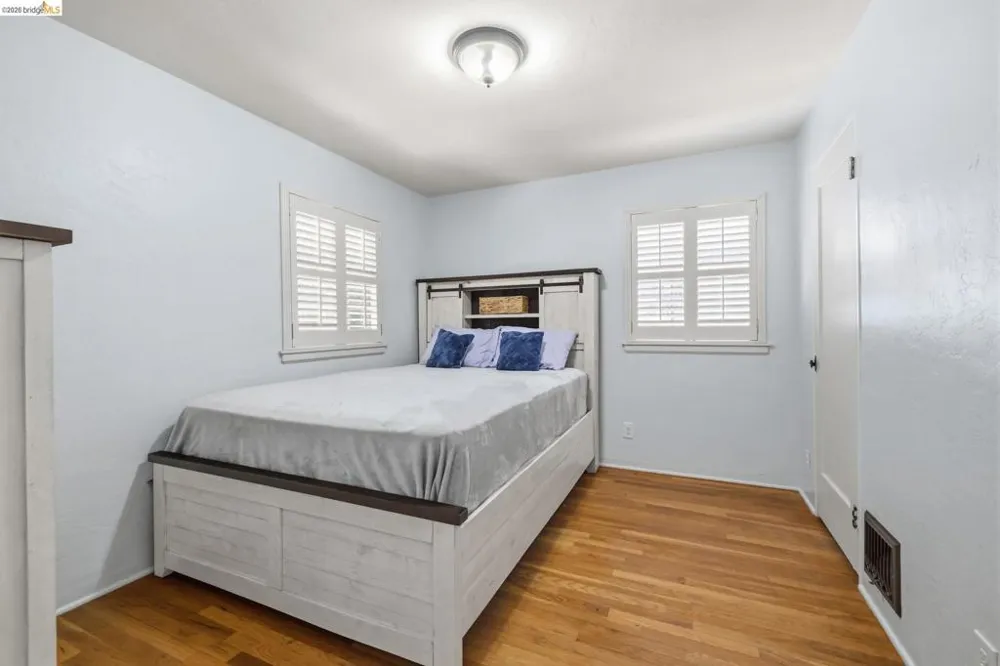 242 Hillcrest Dr Sonora, CA 95370