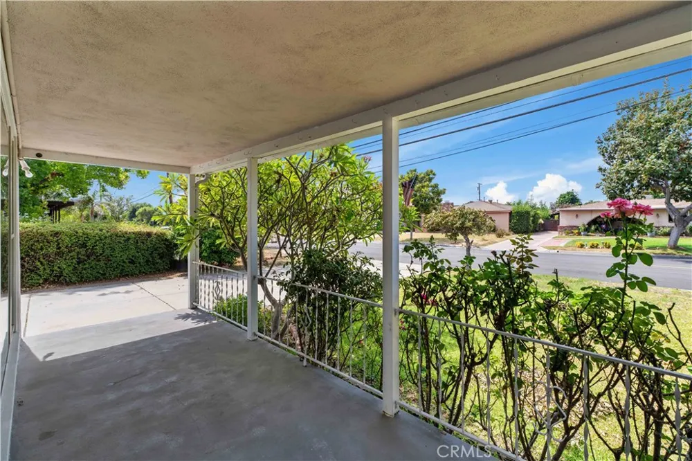 5236 Halifax Temple City, CA 91780