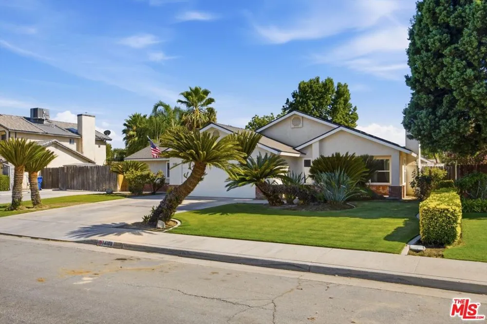 14109 Tierra Blanca Avenue Bakersfield, CA 93314