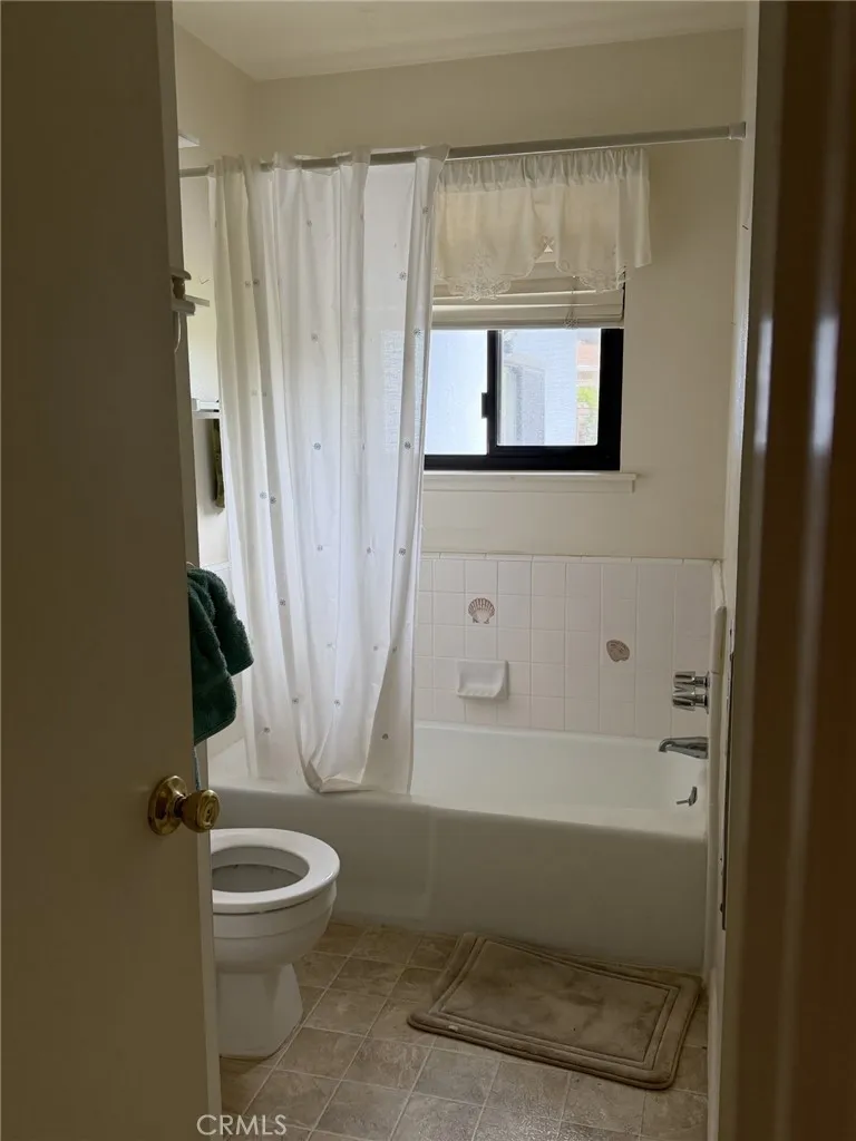 160 Terra Street Morro Bay, CA 93442
