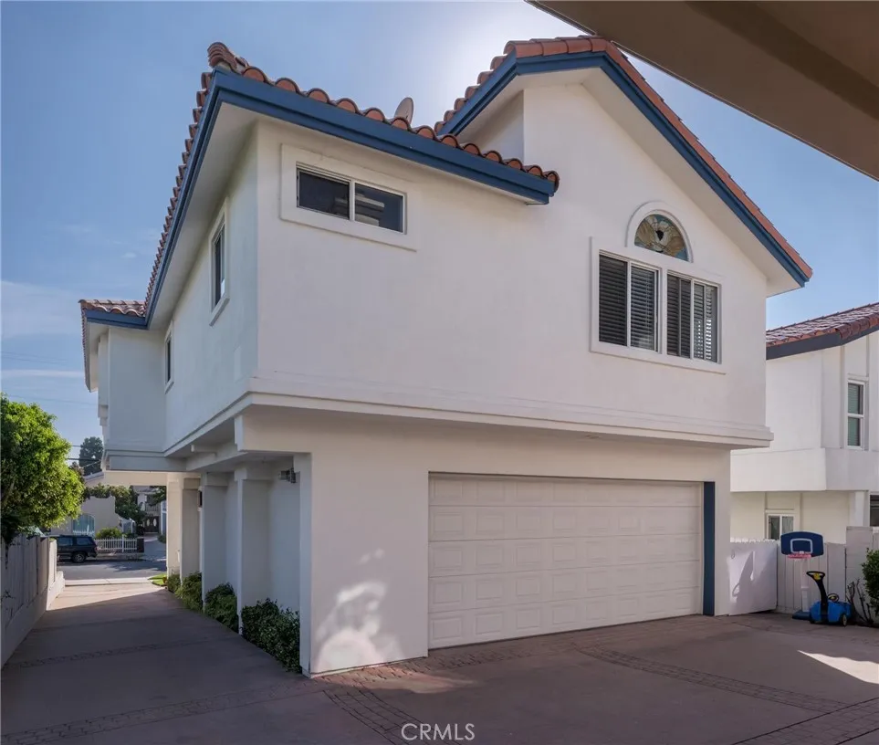 710 Irena Avenue #A Redondo Beach, CA 90277