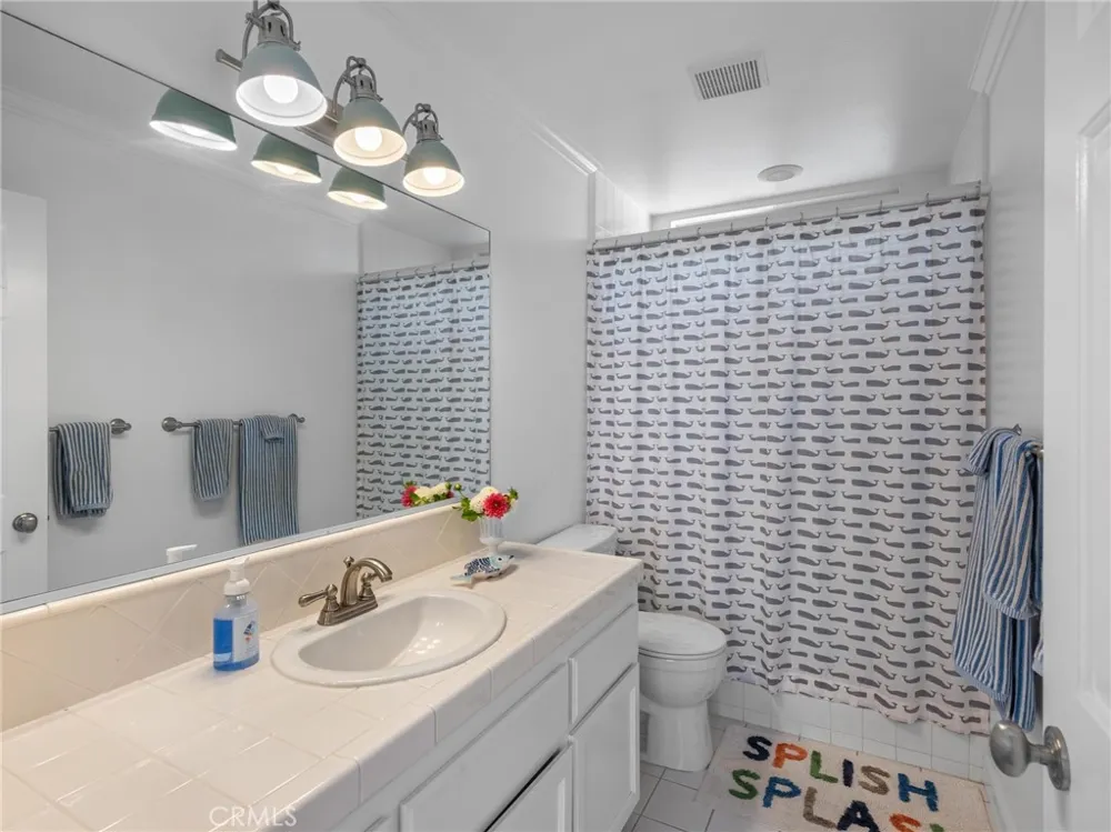 710 Irena Avenue #A Redondo Beach, CA 90277