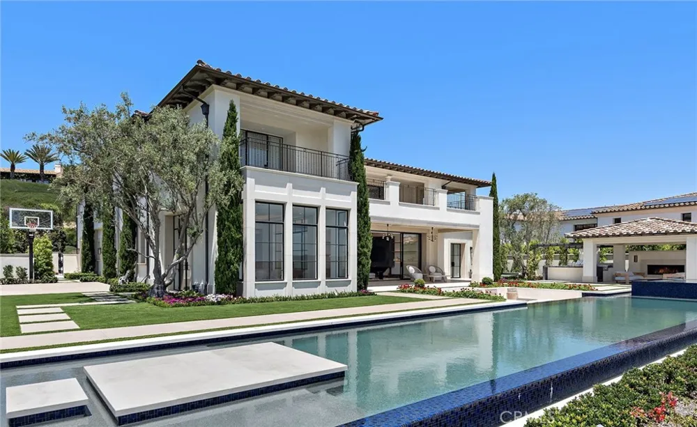 18 Coastline Newport Coast, CA 92657