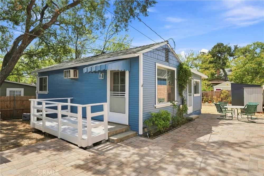 77 Lima Sierra Madre, CA 91024