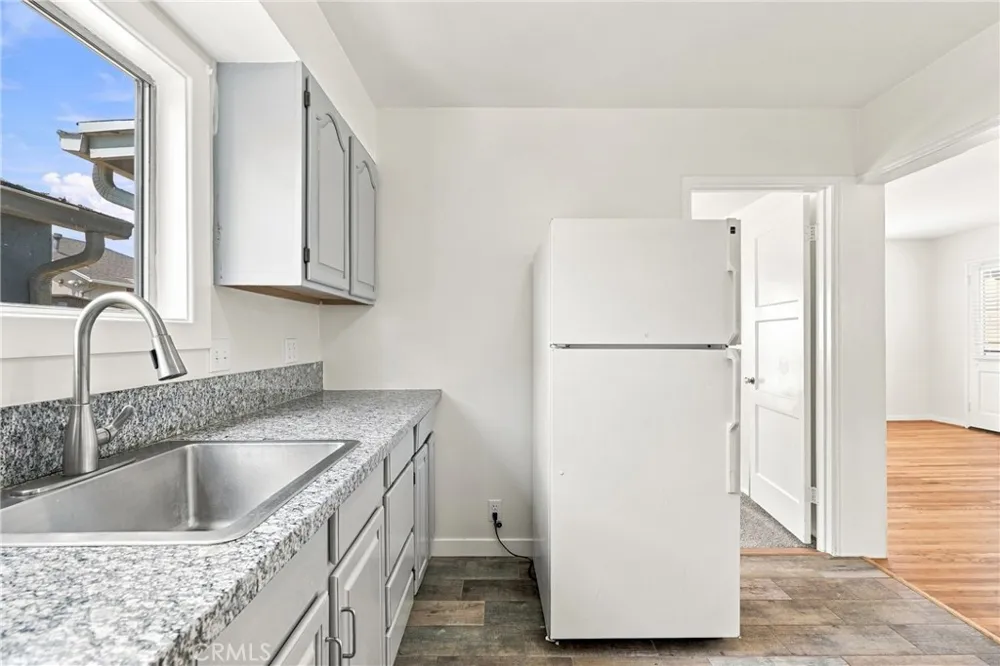77 Lima Sierra Madre, CA 91024