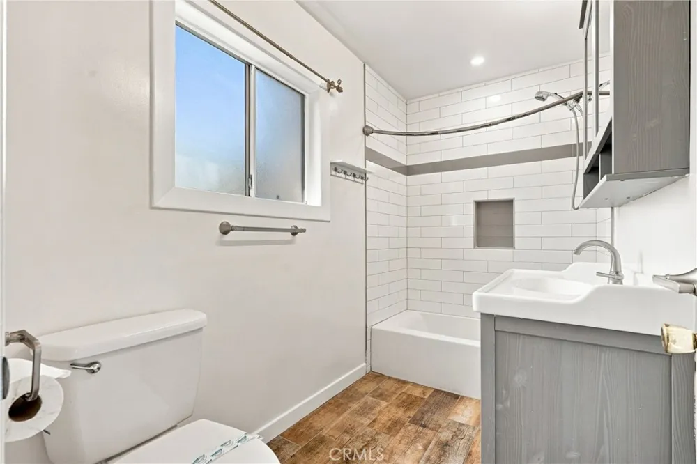 77 Lima Sierra Madre, CA 91024