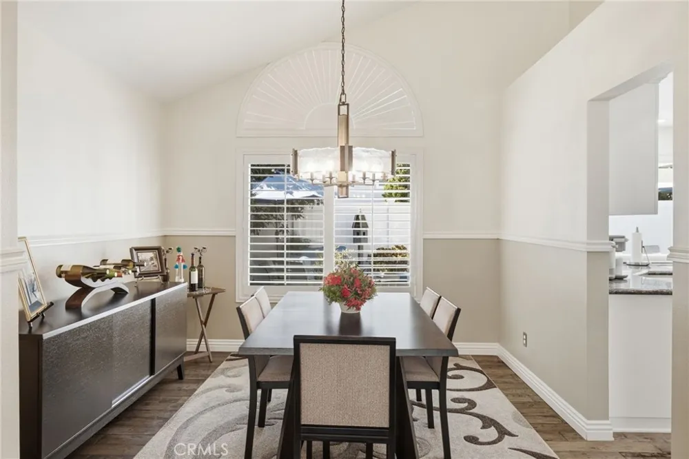 5 Wadsworth Irvine, CA 92620
