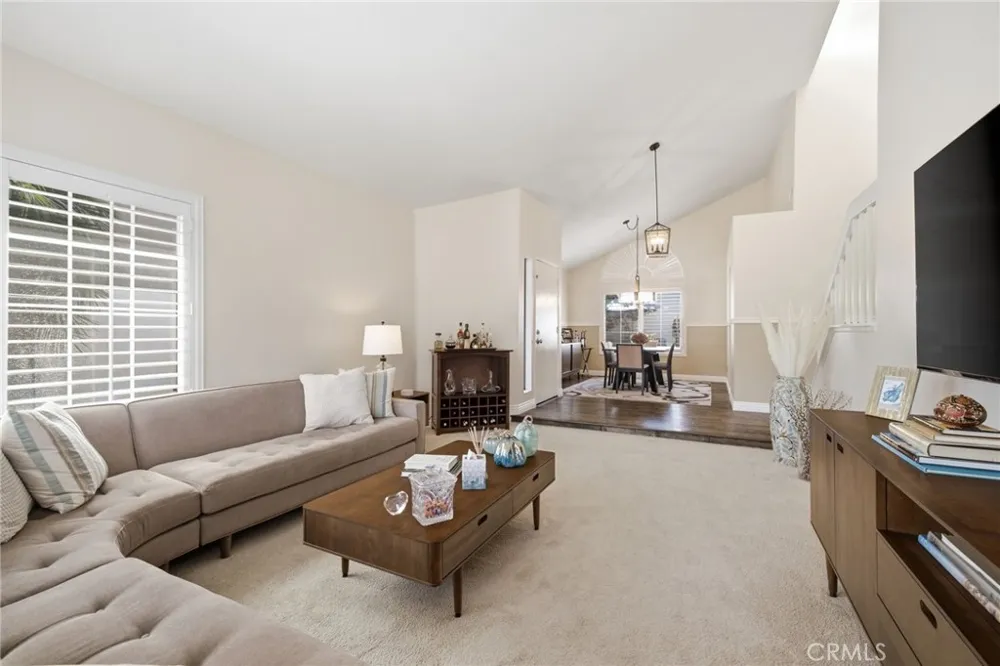 5 Wadsworth Irvine, CA 92620