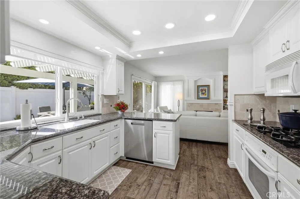 5 Wadsworth Irvine, CA 92620